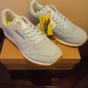 reebok branded shoes